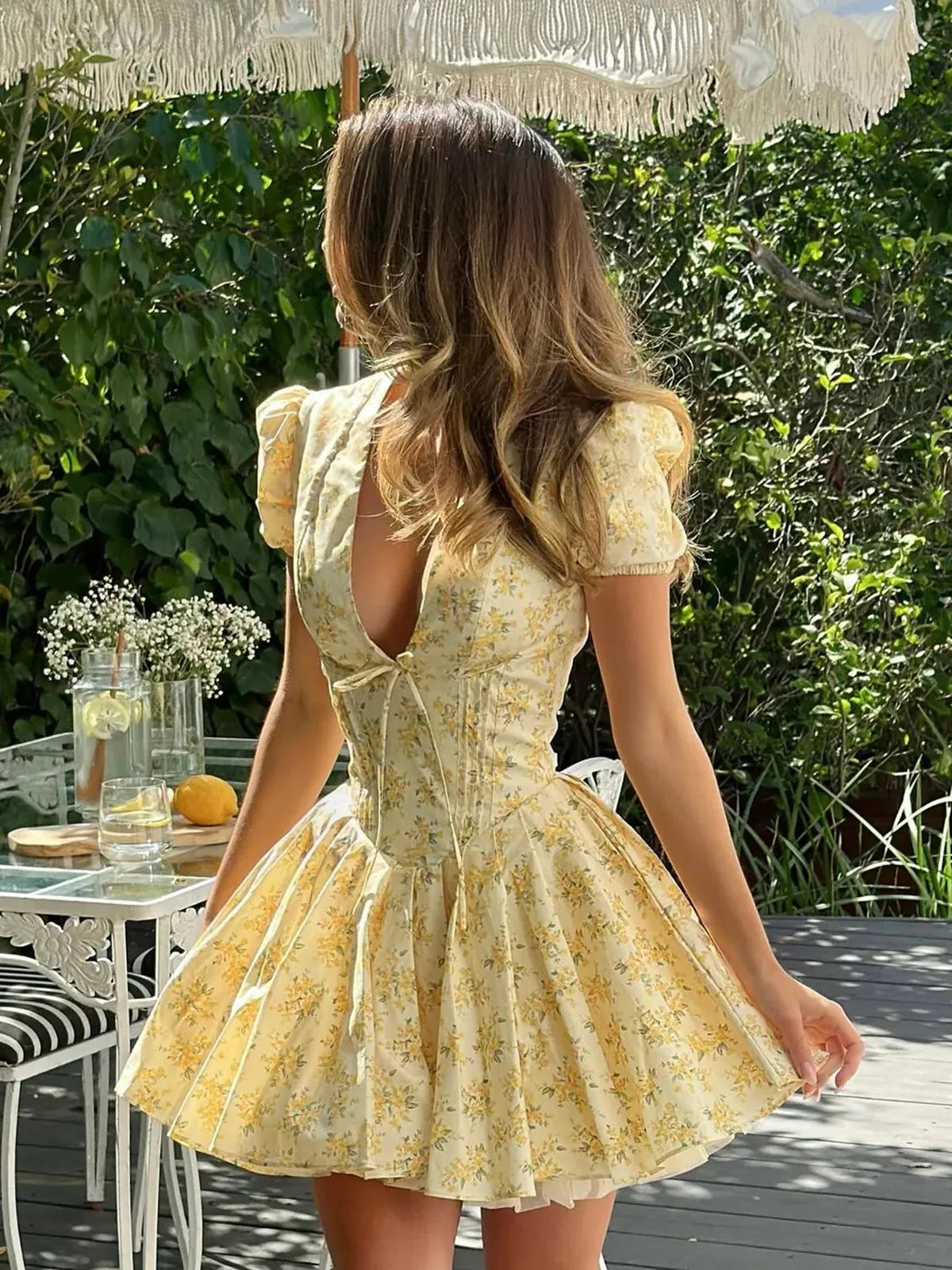 Cute Floral Print V-Neck Knotted Mini Dress